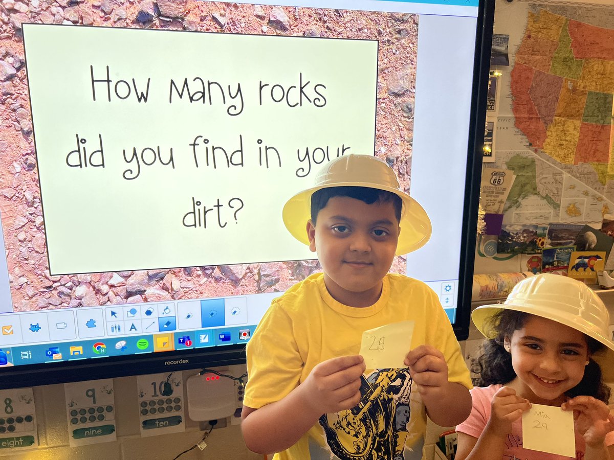 ColemanCrewKSE's tweet photo. #georgiastemday ROCKS! 🪨 We are learning about soil and rocks this quarter. Today, we became geologists! Using chocolate chip cookies, we dug for “rocks” (chocolate chips) 😉 We graphed our findings as a class afterwards! @KSpringsLions @STEMcobb https://t.co/wmlC67c8UC