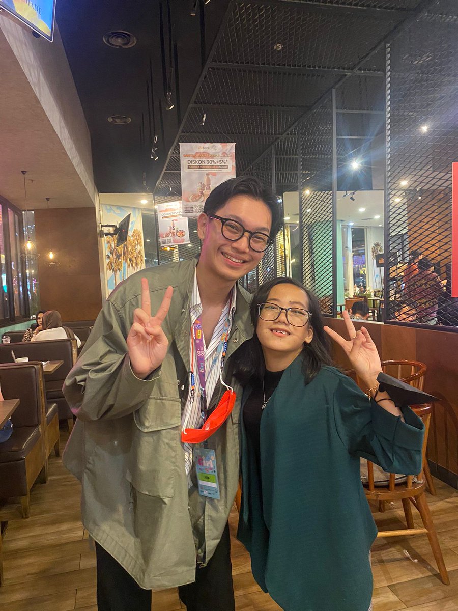 Duo kacamata ✌❣
<a href="/brandonsalim/">Brandon Salim</a>