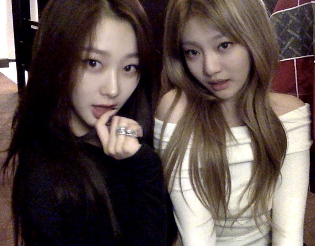 xxxxmygirlxxxx's tweet photo. 초코바닝젤은 진짜 각막에 새기고픈 https://t.co/qhQNQe5ozK