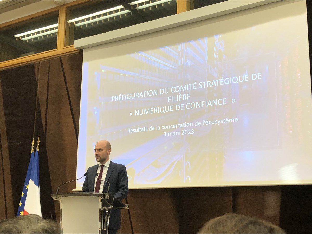 Notre Ministre @jnbarrot ouvre la séance de Préfiguration du comité stratégique de filière « Numérique de confiance »