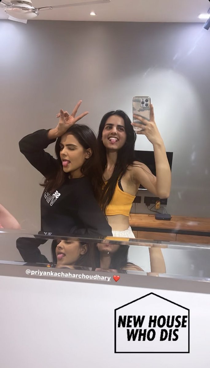 TeamPriyankaFC_'s tweet photo. Congratulations @PriyankaChaharO for your New House ❤️

Touchwood to Our Babygurlll🥺🧿♥️

#PriyankaChaharChoudhary 
#PriyankaPaltan https://t.co/xTathbsTIY