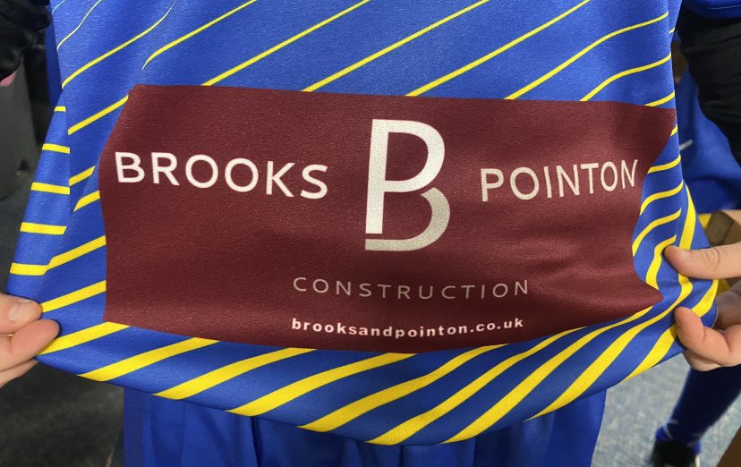 louiseseeley's tweet photo. Thankyou to Brooks Pointon Construction for sponsoring the @GlenfallSchool football kit ! #football #sport #glenfall #NewKit #sports #fitness https://t.co/39kqaNoIDw
