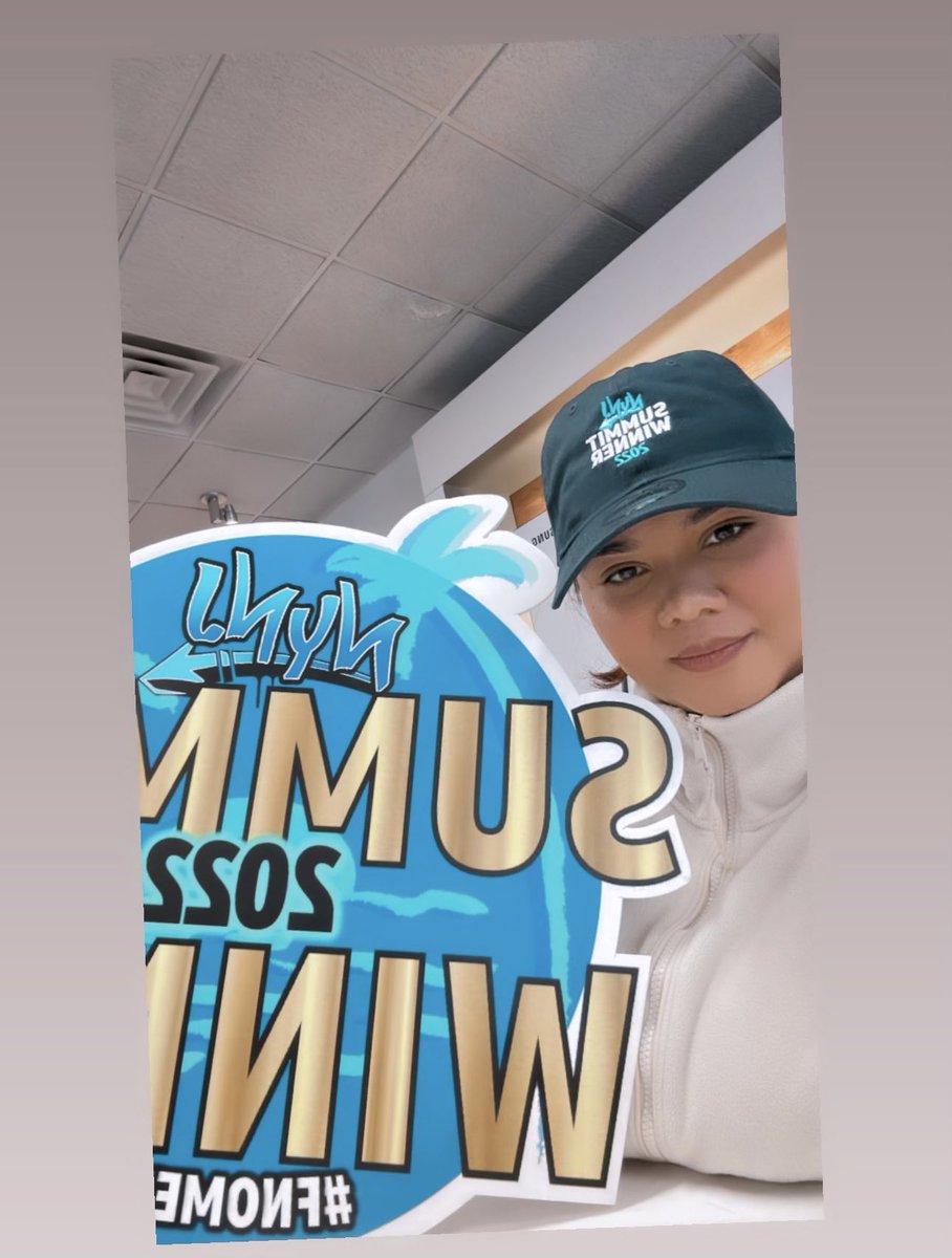 StephanieRod__'s tweet photo. Got my 1rst Summit win 💪🏽work hard and you will see amazing things happen. This is a true validation of the hard work my team and i have done. Thank you team #Wahi and Leaders ❤️
@JuanQuero05  @Niicky4750  @judy_cavalieri  @JohnPalmer_ER @OneNYNJ 
#SanDiego✈️  #summit2022 https://t.co/56cwQz5yZo
