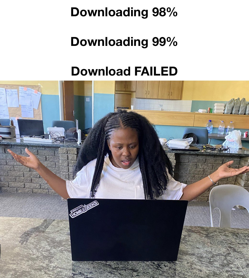 Geekulcha's tweet image. 😂😂Like how😳

#GKTurns10
#techhumour
#tech