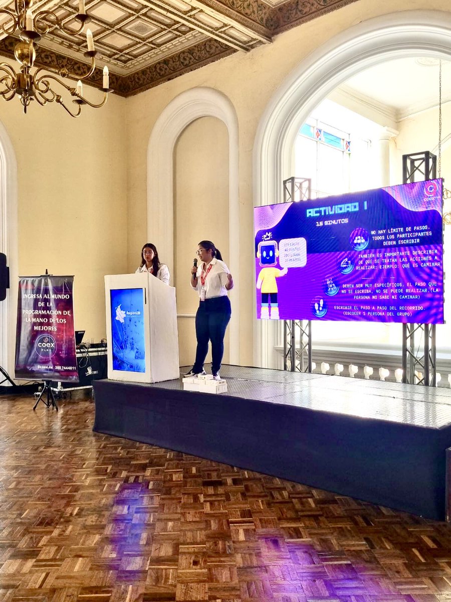 cenisoft's tweet image. Ellos son los líderes de los equipos conformados por estudiantes en el #TrainingTech, un espacio de entrenamiento de empresas de la industria, dirigido al futuro Talento guiado por nuestro patrocinador #COEX.
#InspiraTalentoTI en el último día de #RegiónLab - Capítulo Santander.