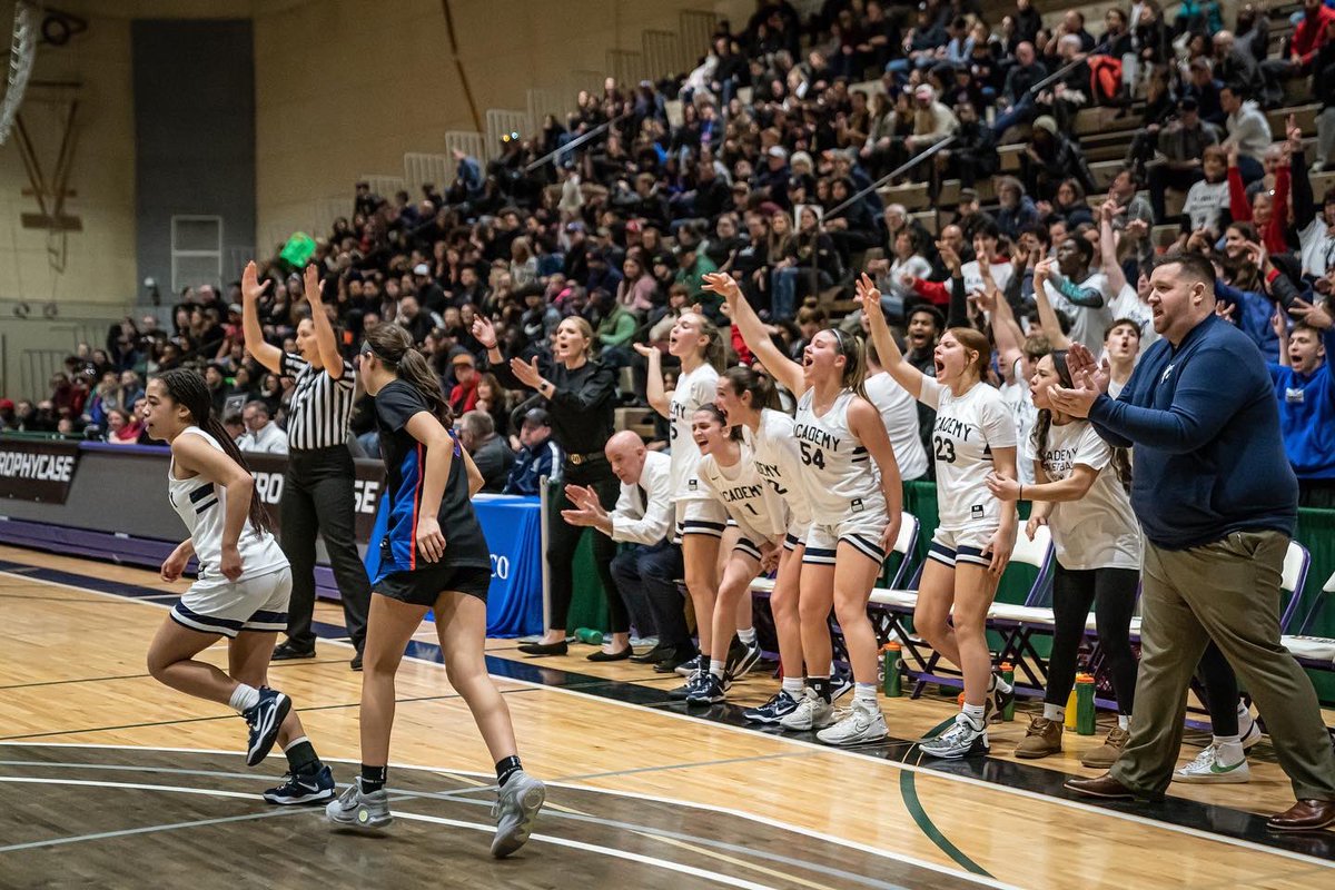 🚨CHAMPIONS🚨Academy girls' varsity basketball are Section 2 Class B Champions🏆🥇‼️Eva Gitto earned all tournament honors while Saige Randolph was named the tournament MVP👏🏼‼️ #Academy #ScholarAthletes #Champions #WeHere @thealbanyacademies @aagbasketball