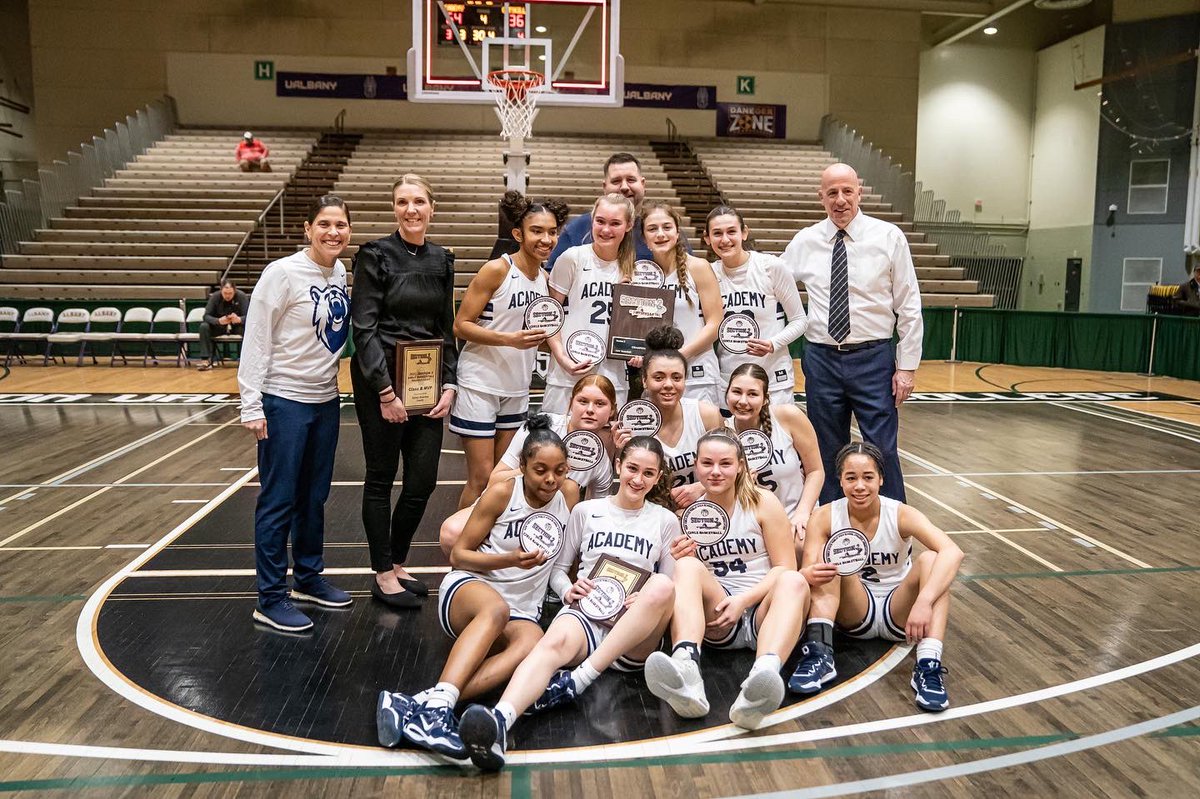 AMarathakis's tweet photo. 🚨CHAMPIONS🚨Academy girls' varsity basketball are Section 2 Class B Champions🏆🥇‼️Eva Gitto earned all tournament honors while Saige Randolph was named the tournament MVP👏🏼‼️ #Academy #ScholarAthletes #Champions #WeHere @thealbanyacademies @aagbasketball https://t.co/ou75HIjVuf