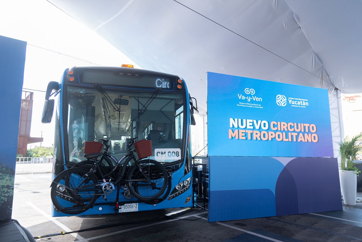 Autotab_VC's tweet photo. Entrega especial de autobuses O500 U 1826 carrocería Busscar LE Mercedes-Benz en Yucatán, Sistema Metropolitano de Movilidad Amable y Sostenible "Va y Ven" agradecemos la preferencia hacia la marca y el grupo.
#Autotab #GrupoDG #MercedesBenzAutobuses #iMBAtibles #SúbeteAlMercedes https://t.co/igU9muGsQ8