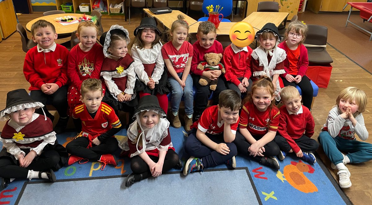 treuchafprimary (@treuchafprimary) on Twitter photo Reception enjoyed taking part in the Eisteddfod on St Davidโs Day ๐ด๓ ง๓ ข๓ ท๓ ฌ๓ ณ๓ ฟ Reception enjoyed taking part in the Eisteddfod on St Davidโs Day ๐ด๓ ง๓ ข๓ ท๓ ฌ๓ ณ๓ ฟ