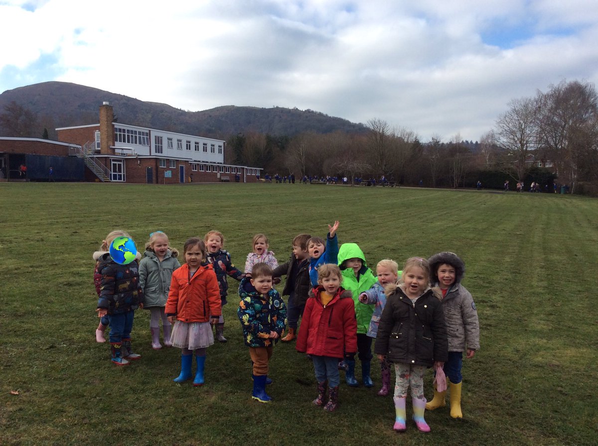 We had a little look at the new forest school area and we are so impressed! Miss Dakin has made it such a special space for the children to use. What lucky children at Somers Park! We love learning outdoors!
