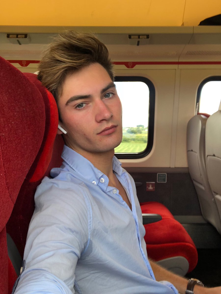 ry 🏳️‍🌈 tweet media