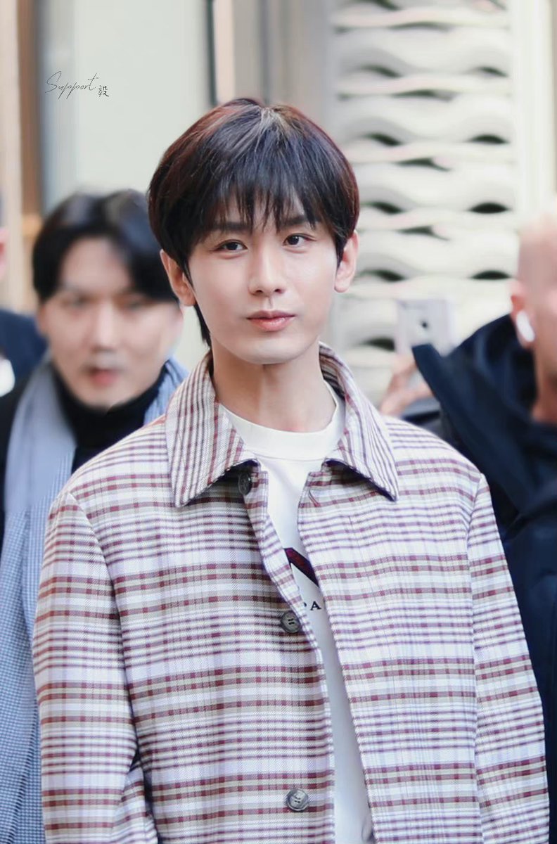 supportchengyi's tweet image. See you

#ChengYi
#ChengYiLanvinFW23
#ParisFashionWeek