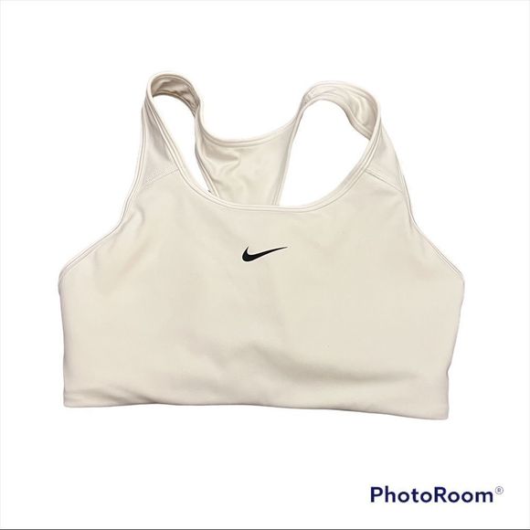 TaylorFoss5's tweet photo. So good I had to share! Check out all the items I'm loving on @Poshmarkapp #poshmark #fashion #style #shopmycloset #nike: https://t.co/2Jz6zl7Rb3 https://t.co/sB4NVsSzBQ