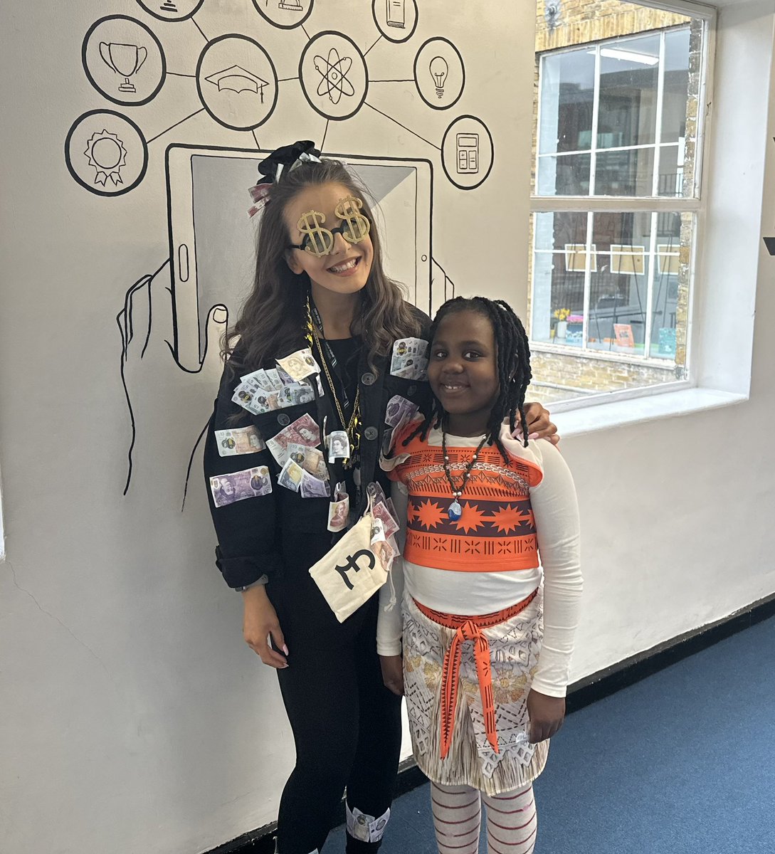 Miss Boon tweet media