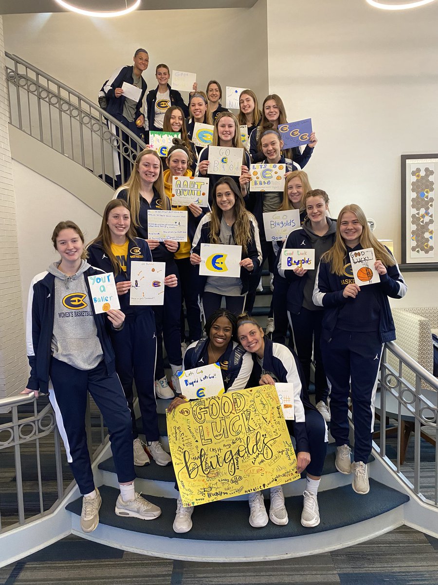 Thanks to the students at Roosevelt Elementary for the wonderful cards and words of encouragement!🏀📚#moreISpossible
