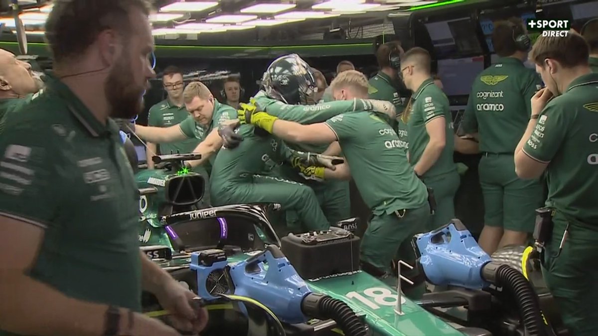 Cada segundo que o Grosjean ficasse no carro poderia custar sua vida, o Stroll saiu assim do Tl2, mas para a FIA o problema é o Piercing.