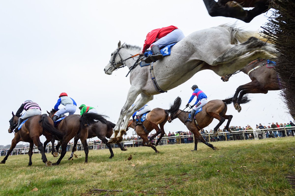 The International Cataloguing Standards Committee (ICSC) European sub-committee has announced a change to the treatment of point-to-point performances in sale catalogues 👉🏻 bit.ly/3ETsLZs
