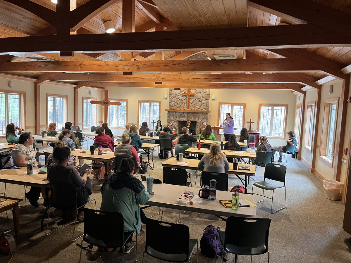Thank you, #NCAEEC for having the <a href="/NCStateCNR/">NC State College of Natural Resources</a> EE in Practice course!  Proud of our students discussing what employees are looking for - they're helping promote accessible and equitable hiring in EE 💚