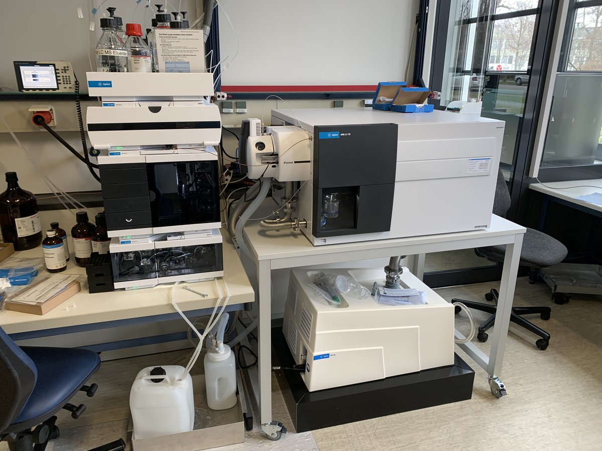 lichesmehr's tweet photo. Just arrived! Our brand-new #Agilent 6495 LC/TQ Triple Quadrupol #MassSpectrometer (LC-QqQ-MS). We throw it immediately on our #PFAS analyses. Stay tuned! Thanks, @BAMResearch investment fund.🙏 https://t.co/DaHpDqTtzV