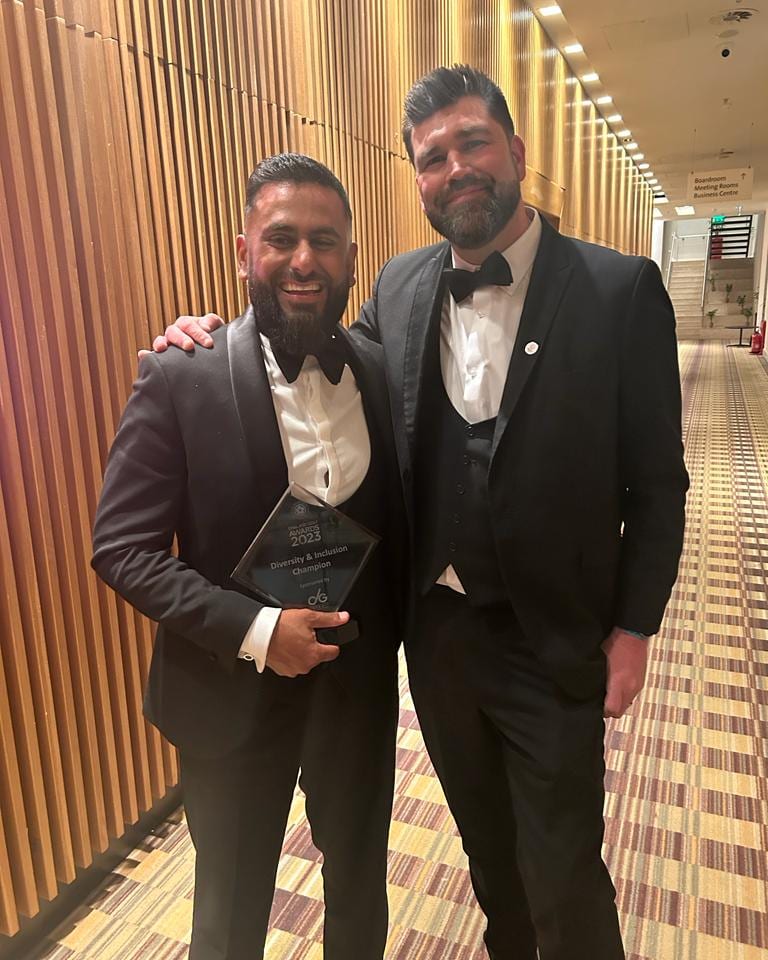 It was a honour to meet Amir after chatting over social media for a while now.
 
We are a big supporter of the Muslim Golf Association and looking forward to working with him and his team. 
<a href="/EnglandGolf/">England Golf</a> 
<a href="/MidlandsGolfer/">Midlands Golfer</a> 
<a href="/Muslim/">Muslim</a> 
<a href="/engjuniorgolf/">England Junior Golf</a> #EGAwards2023 <a href="/GolfNews24/">Golfnews24</a>