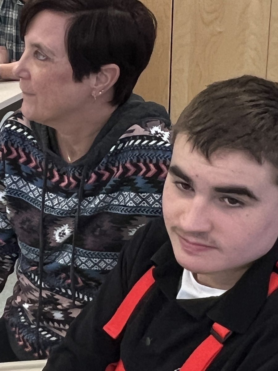 MTH D.E. Class tweet media