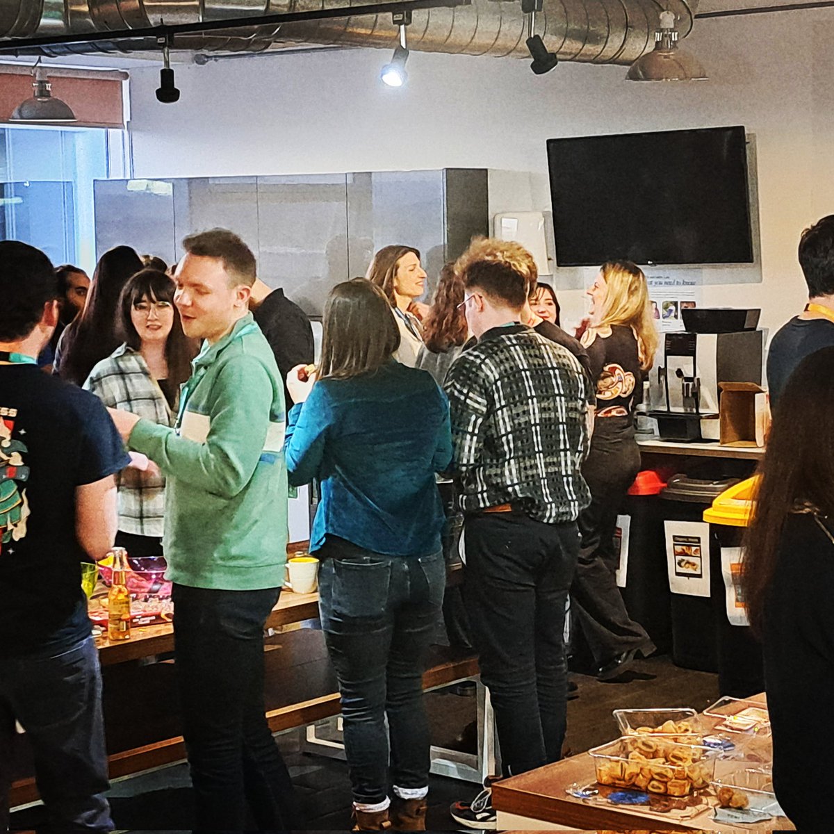 RichardS_Axis's tweet image. Second screening of the year for @axisstudiosgrp, great to see people getting together. Great work. Great people. #axisstudios #axisglasgow