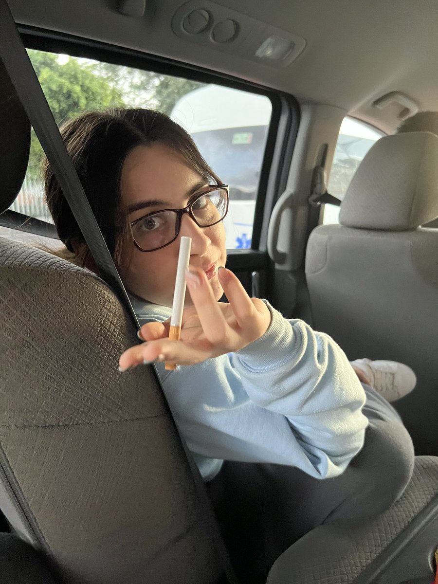 Puvlo69's tweet photo. @arigameplays https://t.co/r8UmfWFs0q