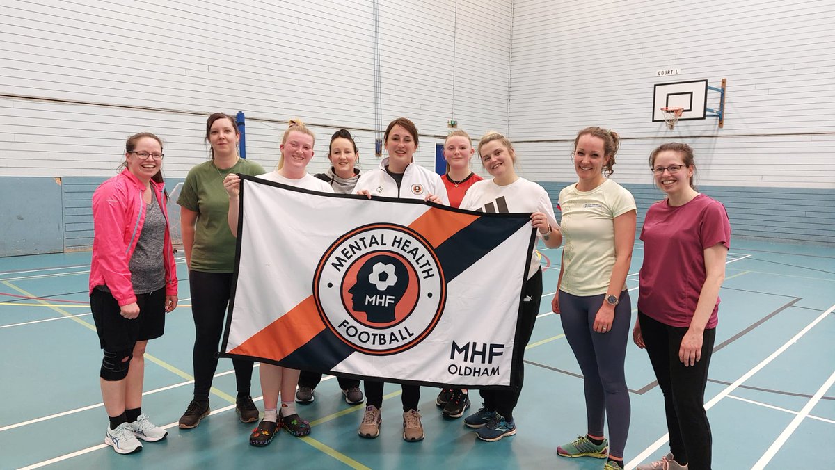 MHF_Oldham's tweet photo. 50 attendees across 2 sessions got together tonight to start the weekend with a game of football, a chat and a laugh.

Love MHF Fridays! 🧡💚⚽ https://t.co/qJGj6oSnKr