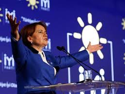 ercumenttkn's tweet photo. Korkaklar hergün cesurlar birgün ölür.
İYİ Parti o yüzden cesurlar hareketidir.
Ülkesini,milletini partisinin önünde tutanların partisidir.
Milletin sesi olduk.Milletin sesini dile getirdik.
Tarih cesurları yazacak!
#TarihYazacağız #Kat3 https://t.co/qbd00RiJI4