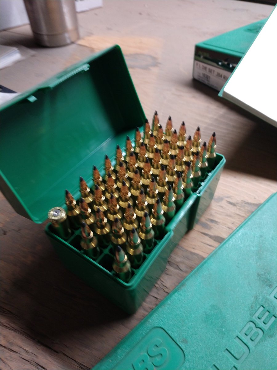 gvjfarms's tweet photo. When it's a Friday, the shop projects are coming along nicely and the #FuckItFridays hit. You find better projects. #polaris #sliderails #Ruger204 #handloads https://t.co/BLy3VSzocc