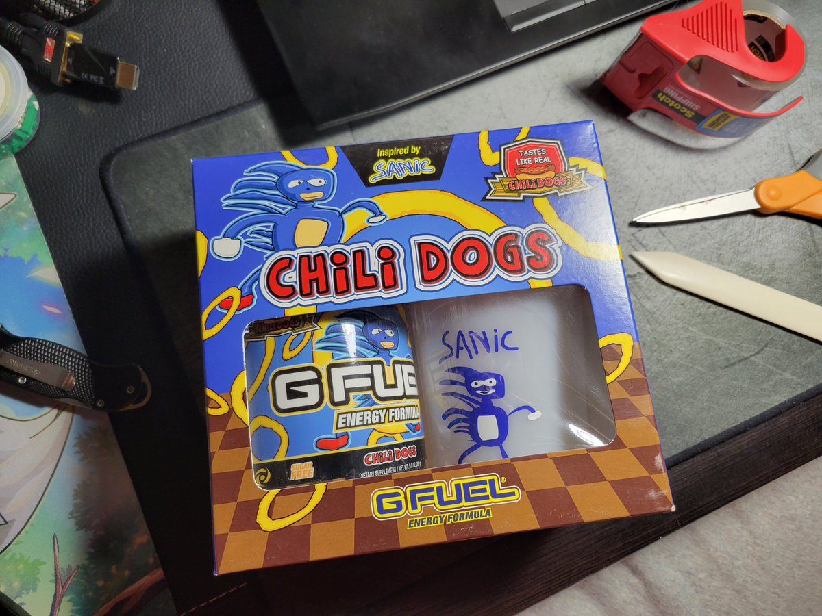 PatchesYouUp's tweet photo. I'm so happy! My dreams finally came true! #sanic #GFUEL https://t.co/lpahhrg0gN