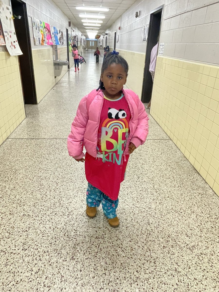 LIT4LifePCPS's tweet photo. Pajama Day was a success! #ReadAcrossAmerica2023 
@CSCougars @jkelley3778 @SheilaMosby5 @Pburg_Schools https://t.co/XxKbwGeXye