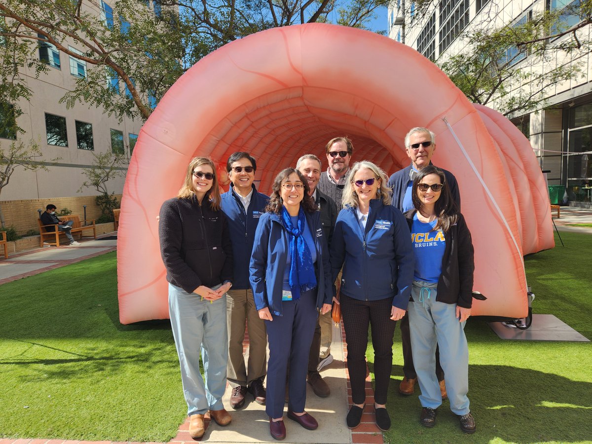 UCLA Pathology's GI Faculty &amp; Fellows join the <a href="/UCLAHealth/">UCLA Health</a> kick-off event to raise awareness for #ColonCancerAwarenessMonth. #PathTwitter #GIpath #UCLAColonChampion

☑️Awareness, screening, &amp; early detection saves lives!  Learn more here ➨ bit.ly/3IVOxx8