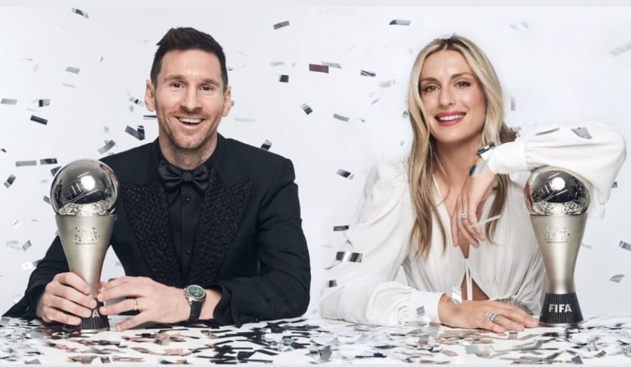 luciaafcb's tweet image. Alexia Putellas (Jugadora del Barcelona Femenil)

"Yo tengo dos balones de Oro, Benzema tiene uno solo, ¿Entonces porqué Benzema quiere compararse con Messi? Si nisiquiera es mejor que yo".