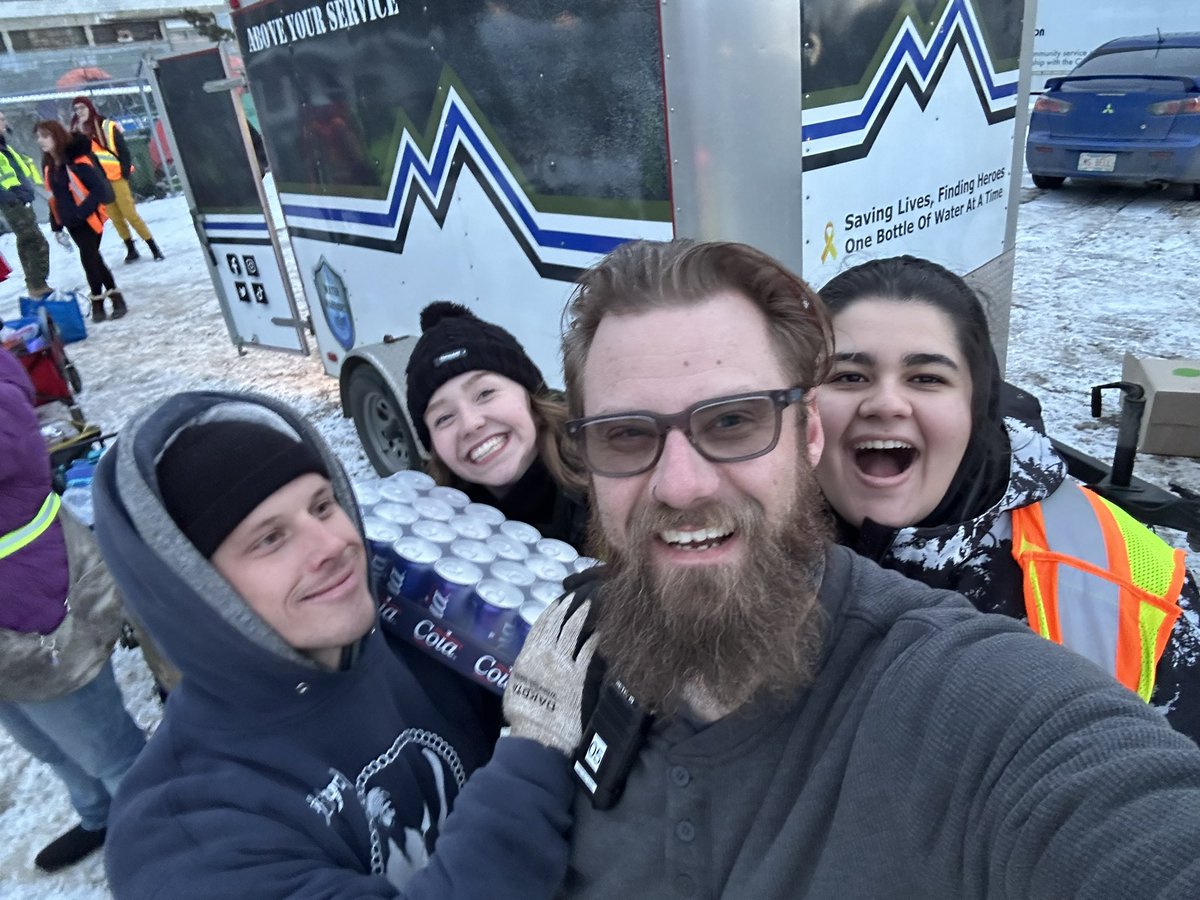 Satans666Finest's tweet image. Street outreach, with heart. 

@ww_yeg 

#Veteran #WagonGang #Beardupdate #HealAndHelpHeal