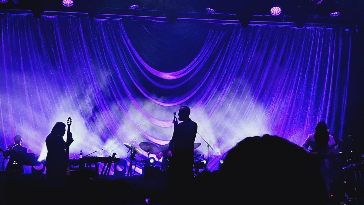 Photo 📸 I took of @fatherjohnmisty tonight in Berlin ! Outstanding! What a performer! @EmmaHWriter  #gigreview #fatherjohnmisty #Berlin #livemusic #gjgphotography #picoftheday #photooftheday #gigs