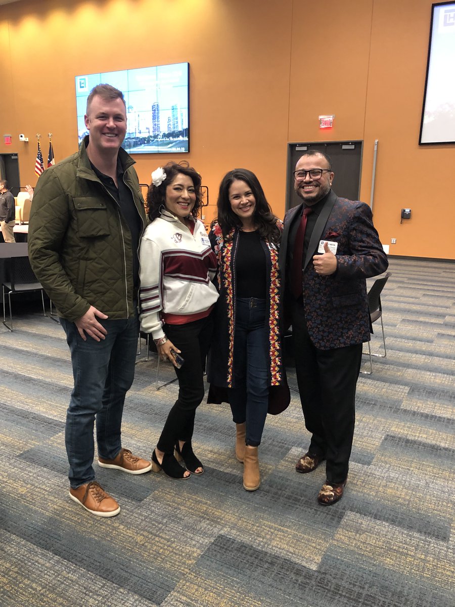 LeadershipHoust's tweet photo. Thank you to all the inspiring community leaders who joined Education for the Future day! This morning's sessions included: School Leadership Conversation, Re-Imagining Higher Education, & Perspectives of Future Leaders. #LH41 https://t.co/orCGgb0iqm