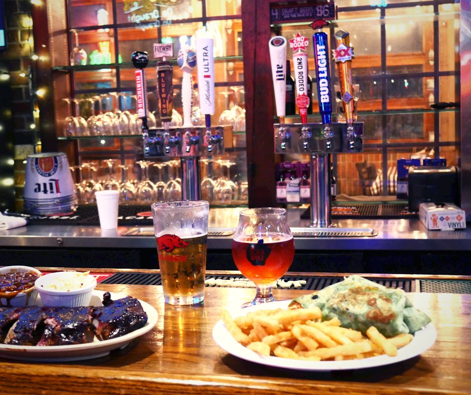 CorkysArkansas's tweet photo. What a tasty looking date night!! Amazing drinks, and even better food. #datenightideas #comfortfood #ambience #familyfriendlydining #corkysar #corkysribs #memphisstyle #southerncomfort #savealittle #restaurant #barandpatio #servers #bartenders https://t.co/JewOLZBDjS