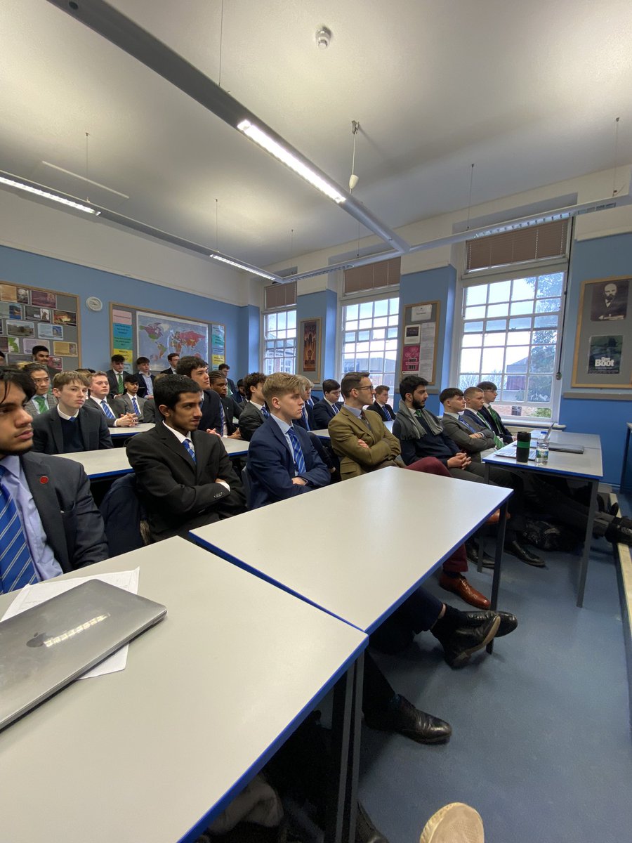 Fantastic opportunity for our Politics cohort to learn more about the workings of UK Parliament with the visit of Baroness Angela Harris. We are incredibly grateful for this valuable insight.