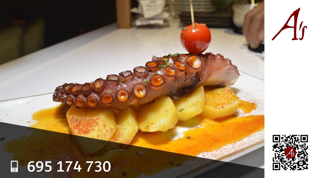 Brazo de pulpo a la parrilla... ¡Que pinta! 😋

+ℹ️ ☎️ 931 26 80 79 ● 695 174 730

📆 reservas.adriansrestaurant.es

#Adrians #Restaurant #Cornella #Barcelona #FoodLovers #Gastronomia