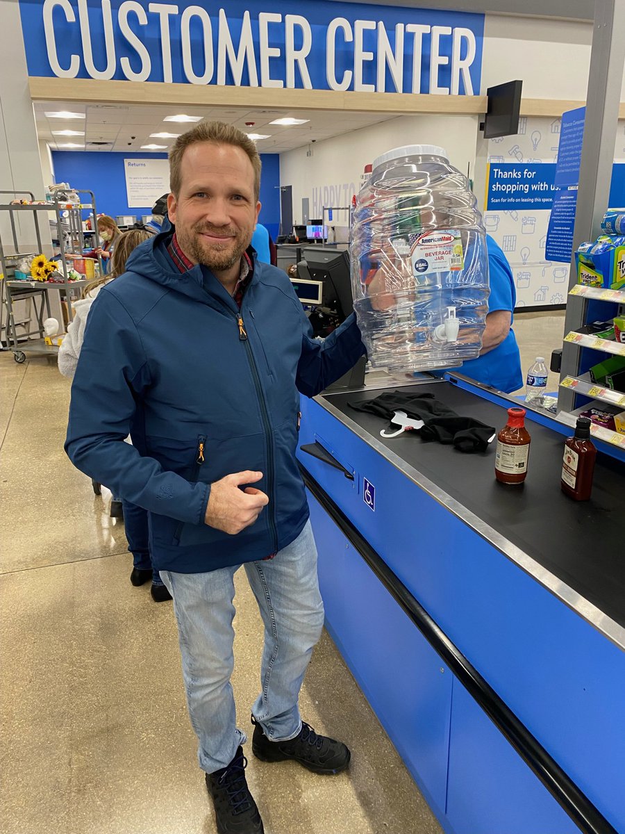 Tobias luthman tweet media