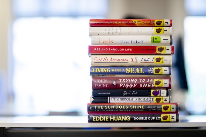 FreeLibrary's tweet photo. What's in your pile for this weekend? https://t.co/5qtCzzbMYS