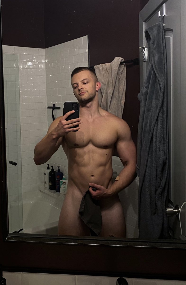 FqUBvOnWwAM-CpD?format=jpg&name=medium