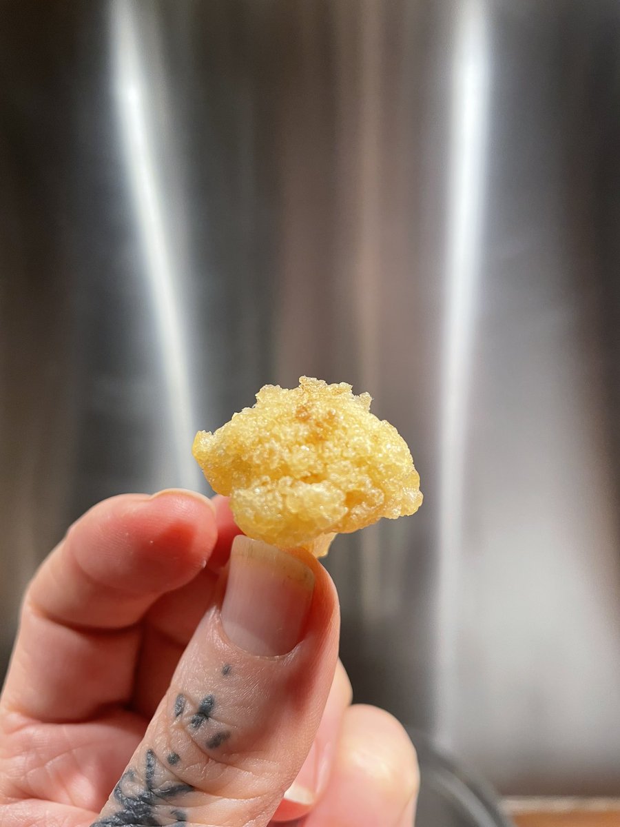 Andreadobbs2's tweet photo. Finally got to sample the @Rilaxecanna #cauliflower Beets &amp; figs! The fig was lovely &amp; chewy. The beet chips are delicious much like the savoury beet chips you find in the grocery isle. The cauliflower has a super nice texture &amp; I can see it being a great salad topper! https://t.co/p6lvz6vjsr