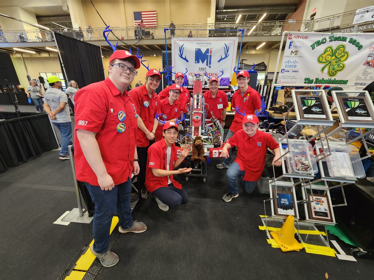 Here we are at the Arkansas FRC Regional in Searcy AK. Home of the Bison. #GoSTAGS #GoTeam1997