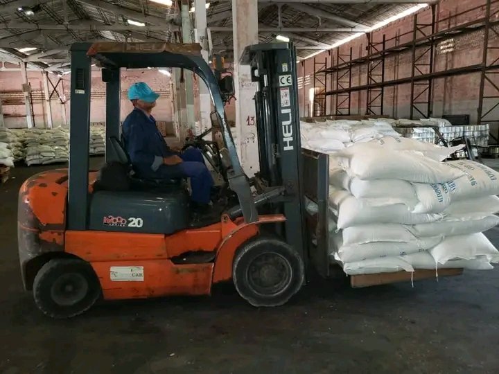 Continúa proceso de distribución de la canasta familiar normada, unidos Ministerio del Transporte de la República de Cuba  y Ministerio del Comercio Interior de Cuba 

#MejorEsPosible