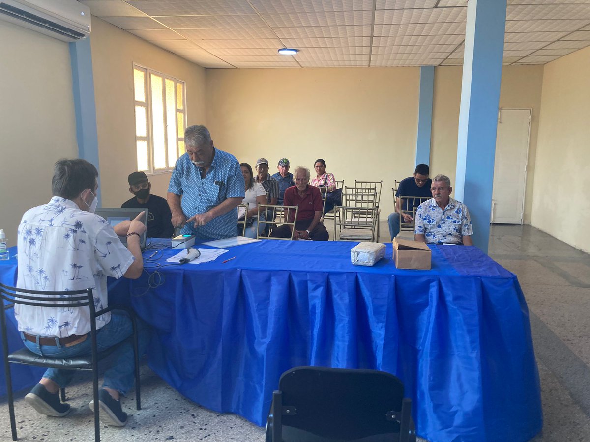 Consulado General de España en Caracas tweet media