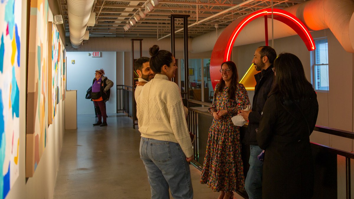 DowntownWichita's tweet image. TGIF, it's #FirstFridayICT! 🎨 ♥️ 🍻 

Find featured artists, receptions and more at FirstFridayICT.org.