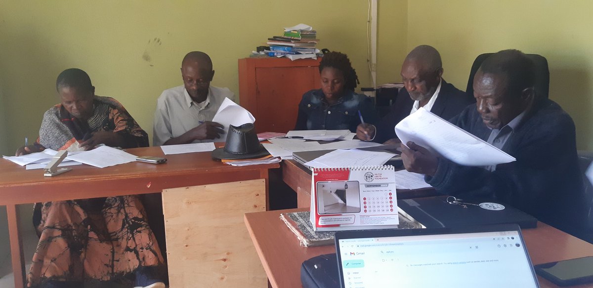 jamesmuhangi's tweet photo. When advisory services become financially sustainable, coops are always willing to invest! Bisheshe Coffee Processors Coop recruits a new Extension Officer today. Thanks @Agriterra @AgriterraUG for supporting the process. Farmer Focussed Transformation https://t.co/S0iQs0QFYo