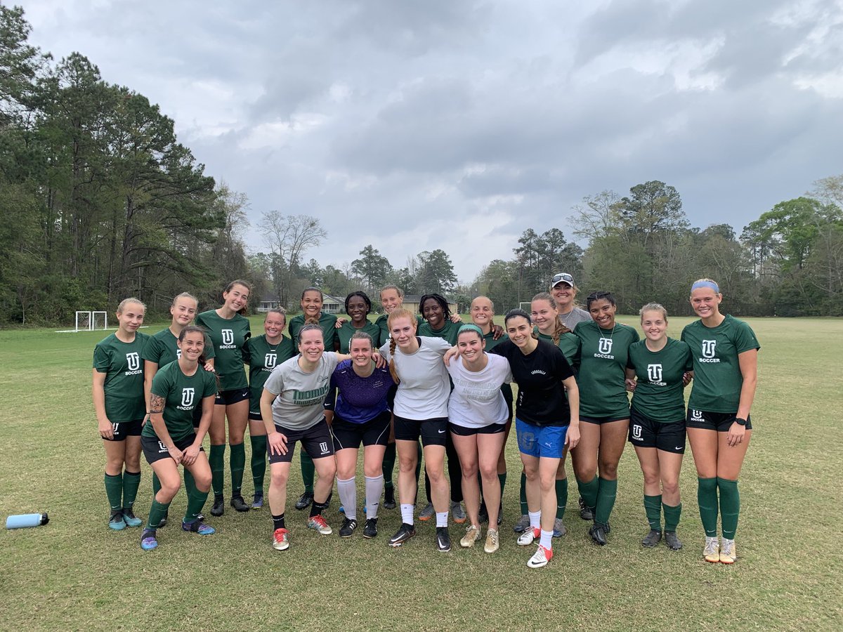 nighthawkswsocc's tweet image. Great to have some alumni join us for training today!!  Looking forward to seeing the rest of you tonight and tomorrow!!!!